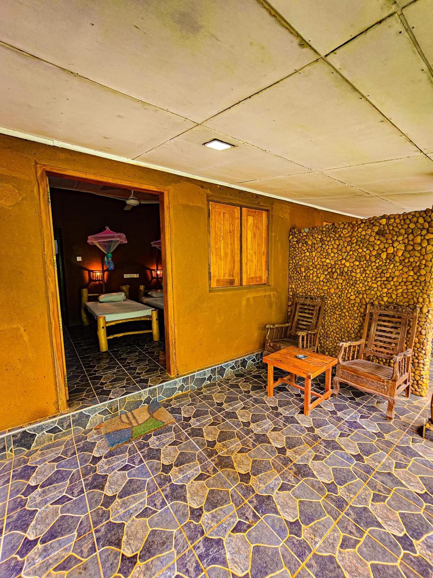 Palm Land Eco Resort And Safari Tours Udawalawe Luaran gambar